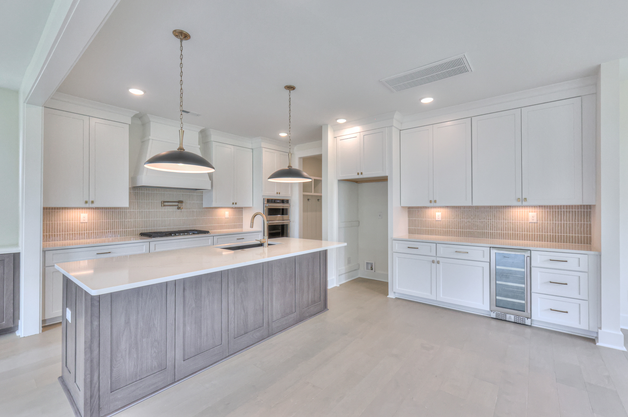 616 Continental (WEB) (19 of 65)